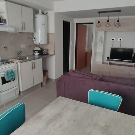 Departamento Calle Mendoza Albus -Acceso Rapido Ruta 22 General Roca Buitenkant foto